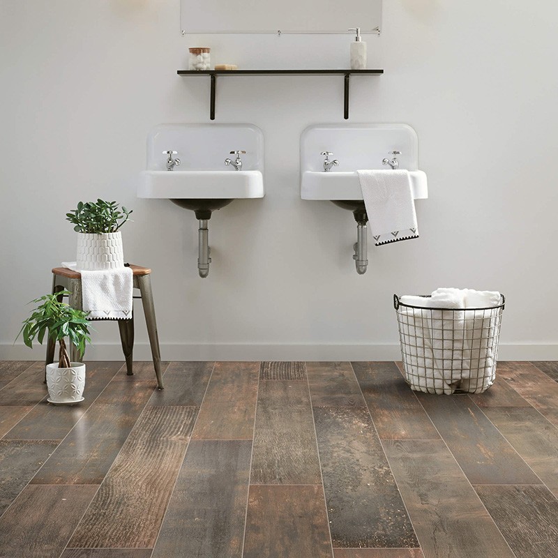 Small bathroom flooring | Tom's Carpet & Flooring Outlet